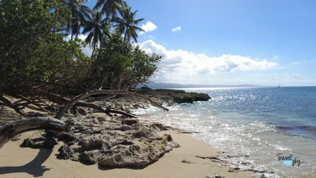 playa-de-los-muertos