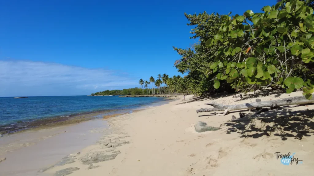 playa-de-los-muertos