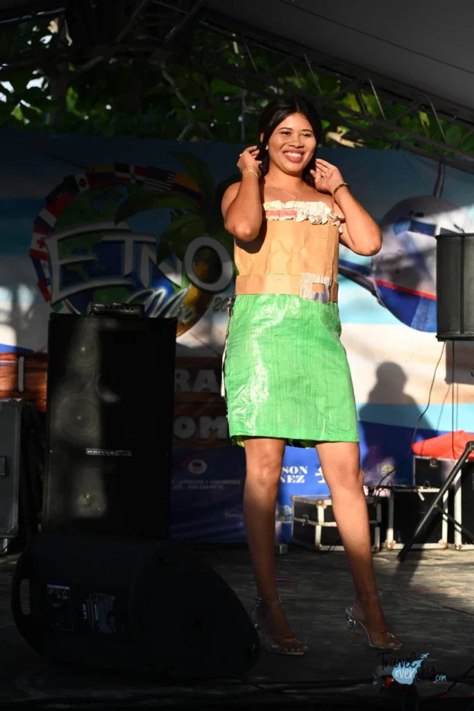 etno-mix-2022-las-terrenas-desfile-de-moda