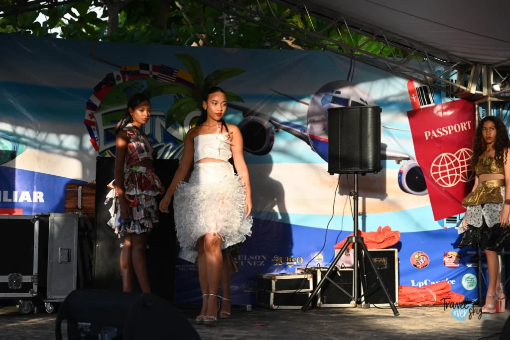 etno-mix-2022-las-terrenas-desfile-de-moda