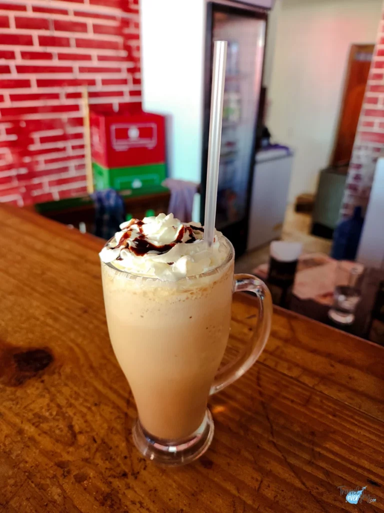 los-kikis-desayuno-las-terrenas