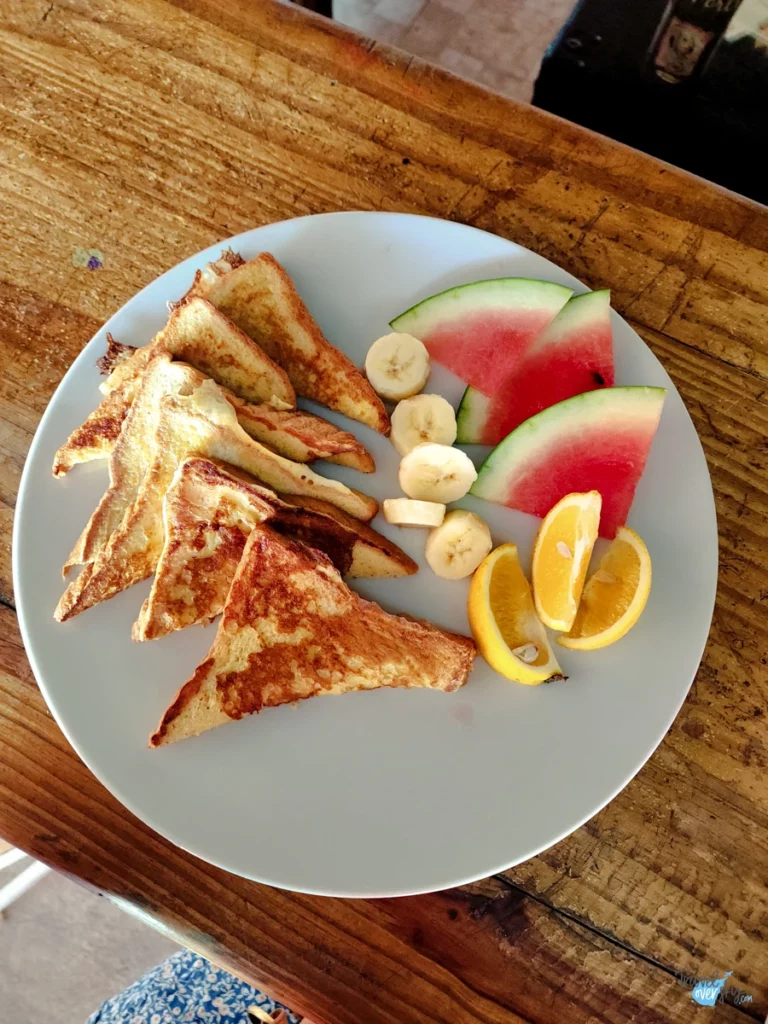 los-kikis-desayuno-las-terrenas