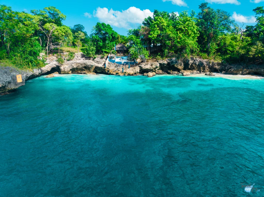 piscina-natural-rio-san-juan-republica-dominicana