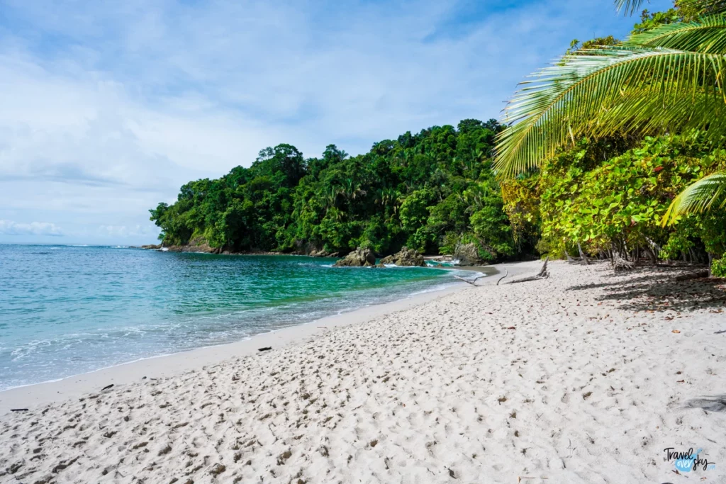 playa-manuel-antonio-costa-rica