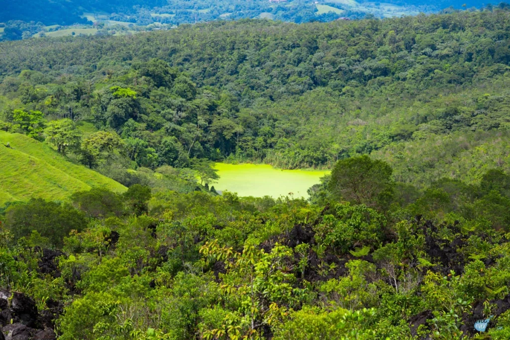 lago-verde-la-fortuna-costa-rica