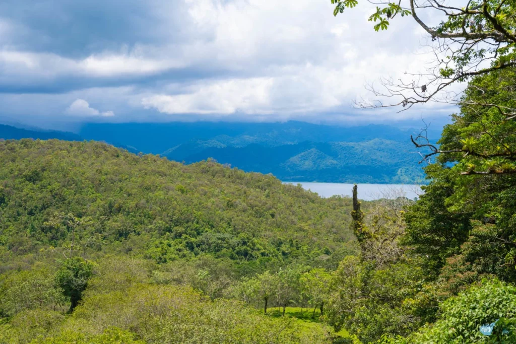 mirador-el-silencio-la-fortuna-costa-rica