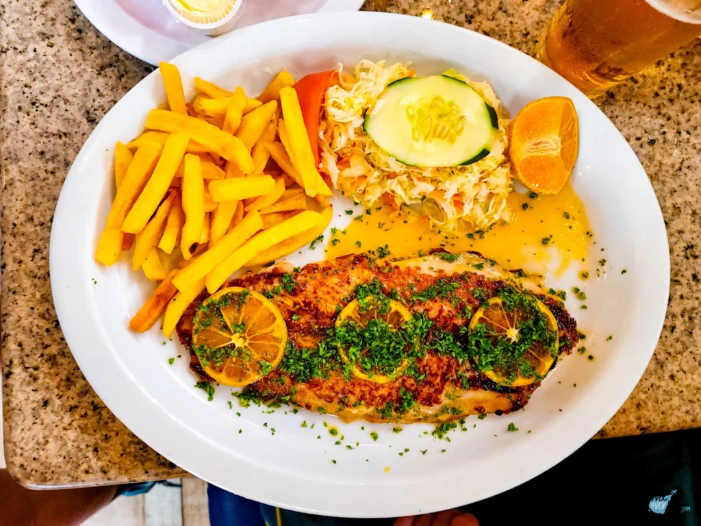 el-balcon-de-mariscos-san-jose-costa-rica